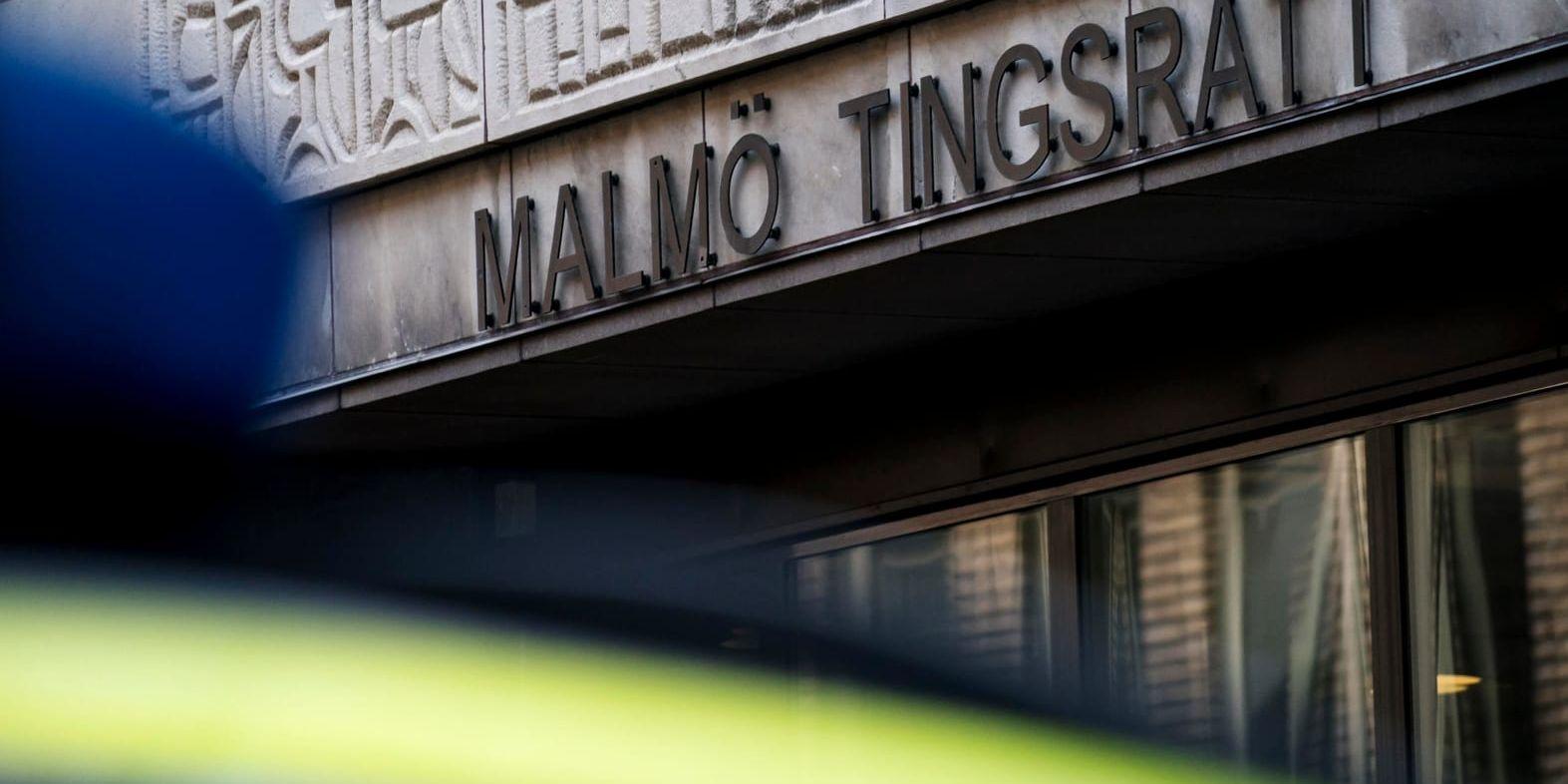 En 64-årig man frias av Malmö tingsrätt från anklagelsen om sexuella övergrepp mot tre barn. Arkivbild.