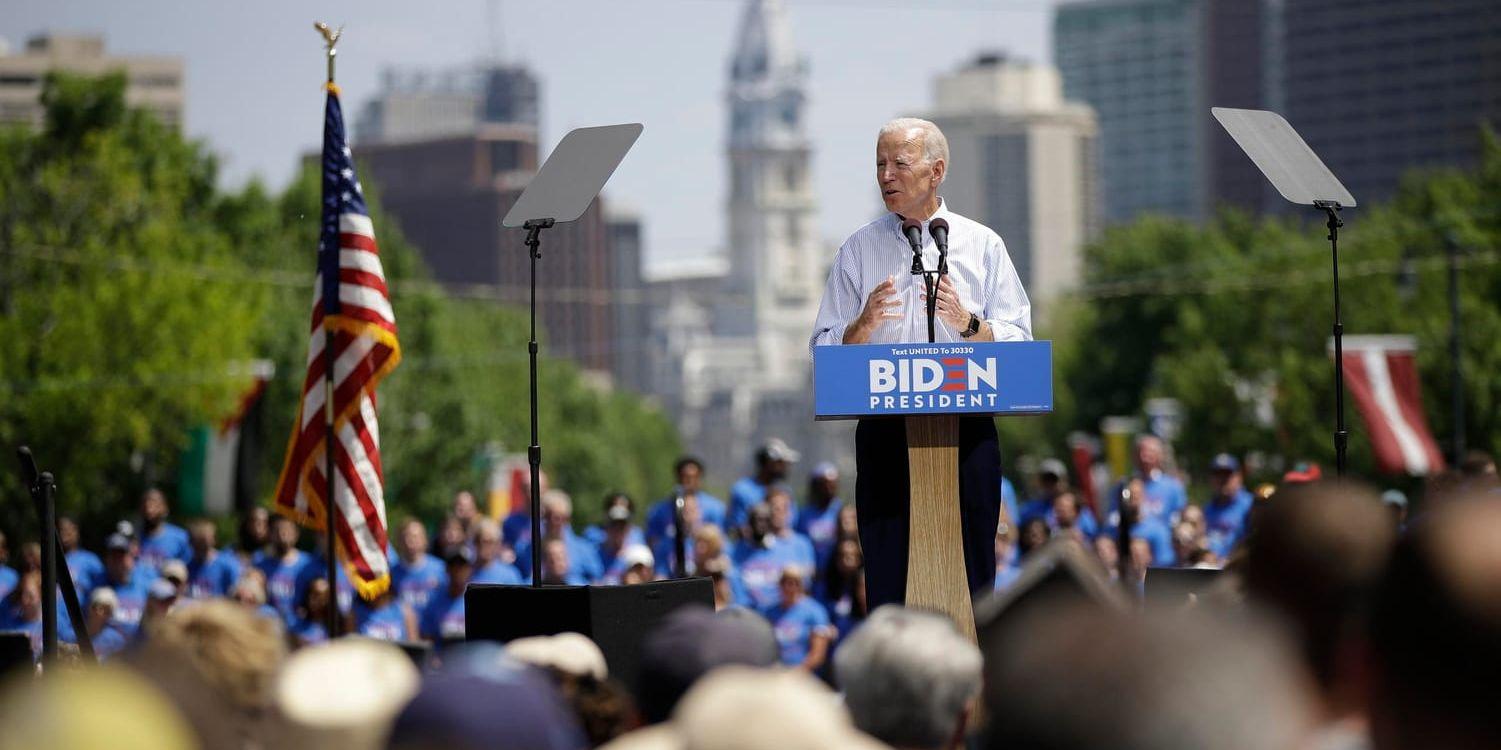 Demokraternas Joe Biden under sitt första kampanjmöte som arrangerades i Philadelphia på lördagen. Arkivbild.