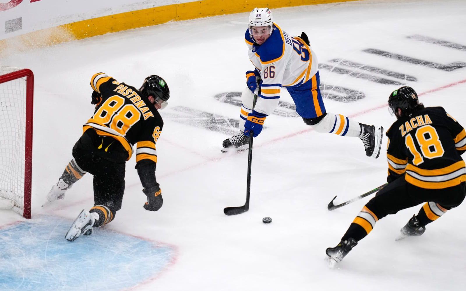 Buffalos Noah Östlund (86) gjorde två poäng i lagets seger. 