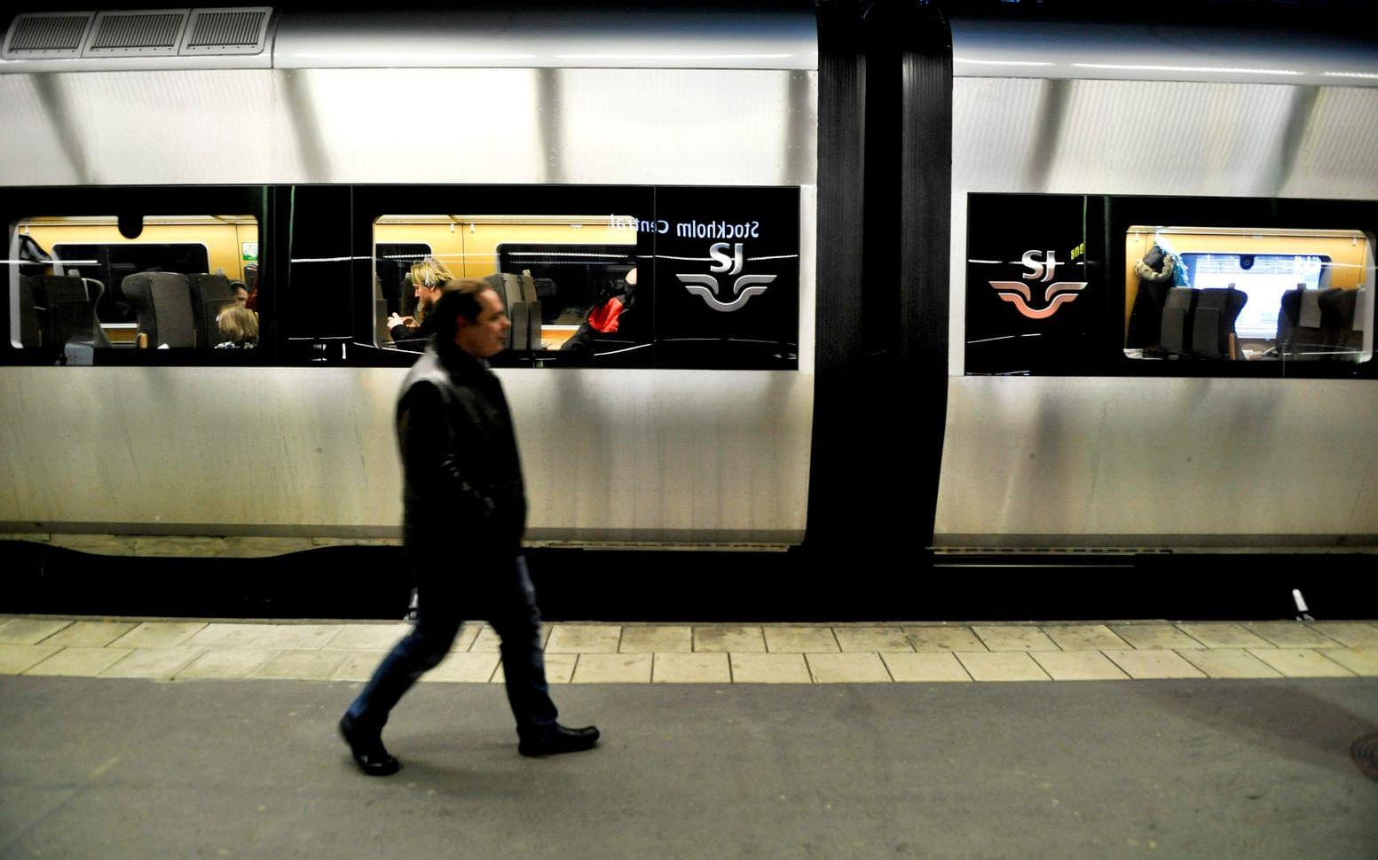 Tågstoppet mellan Hudiksvall och Gnarp väntas bli hävt först natten mellan torsdag och fredag. Arkivbild.