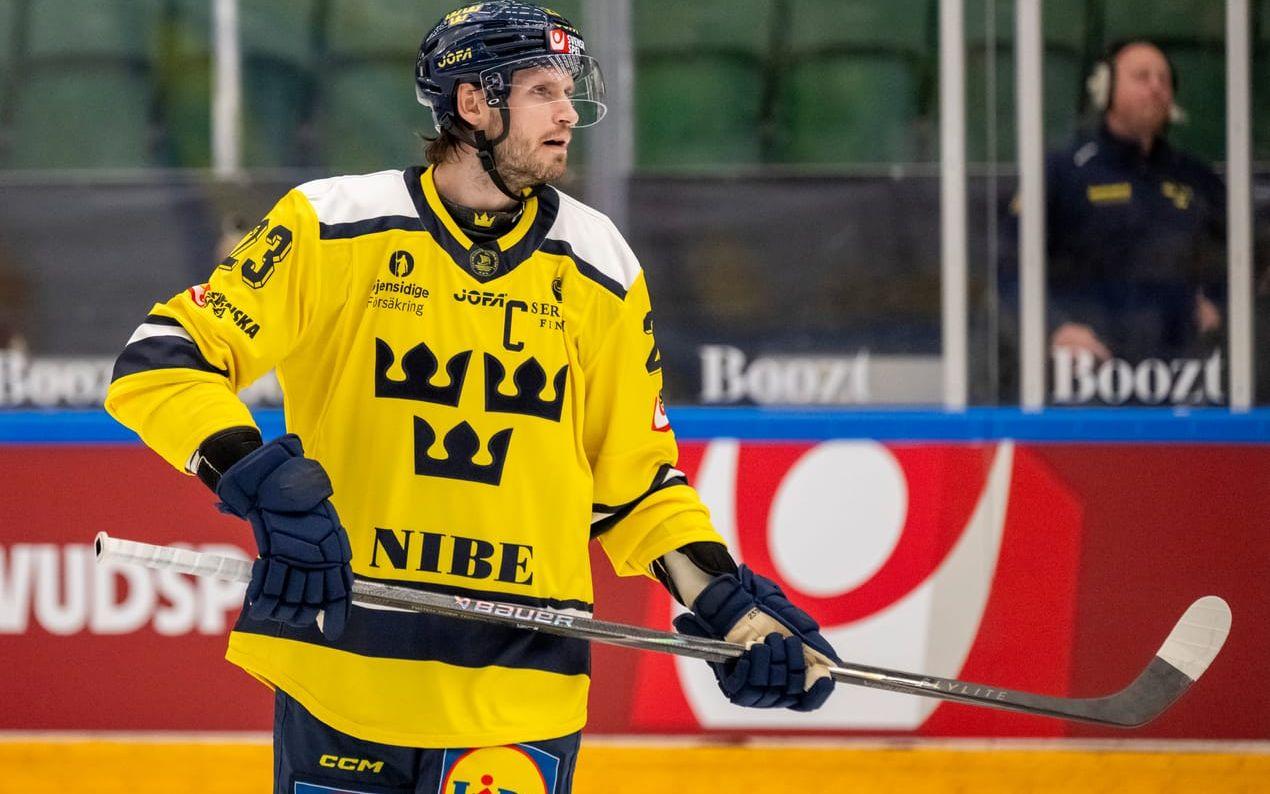 Sveriges NHL-stjärna Oliver Ekman-Larsson i förlustmatchen mot Tjeckien i Beijer Hockey Games.