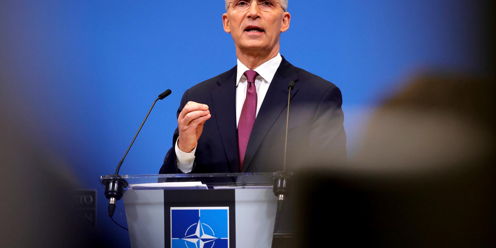 Natos generalsekreterare Jens Stoltenberg håller presskonferens inför veckans extrainsatta toppmöte i Bryssel.