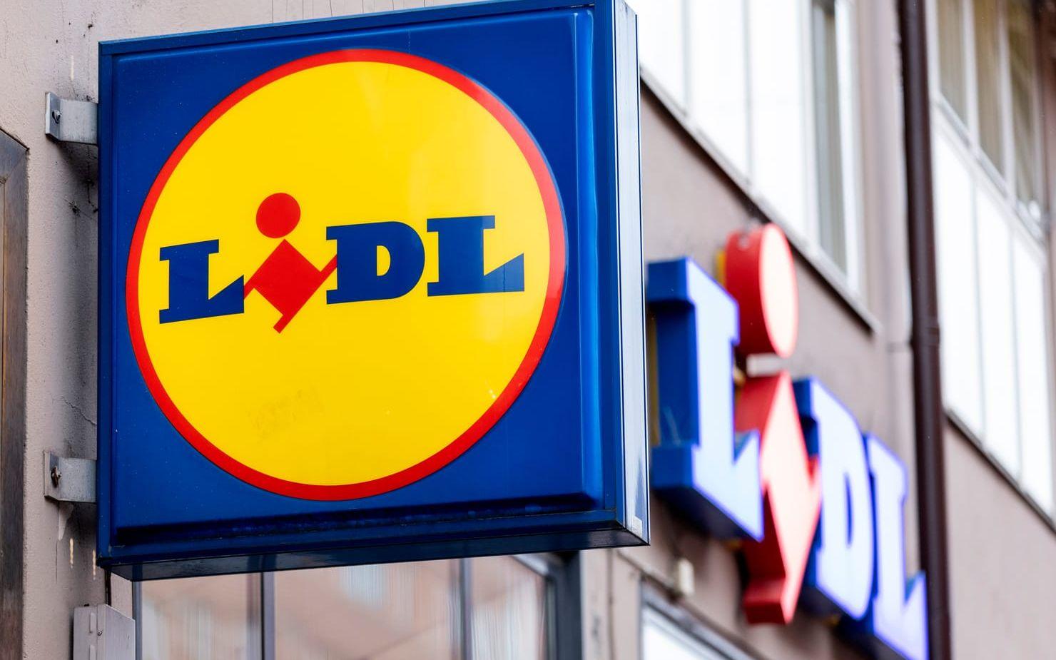 Följ Lidls exempel, den som kan, manar finansministern. Arkivbild.