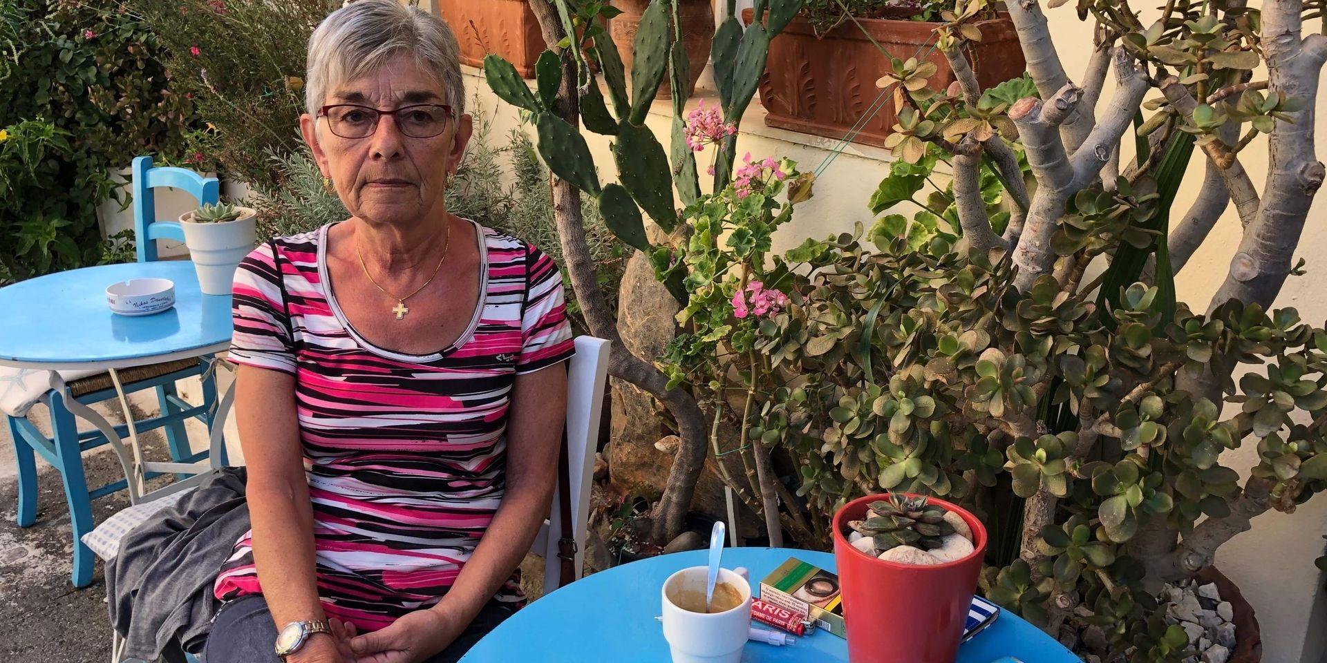 Iréne Jacobsson, 63, från Göteborg har åkt till grekiska Hersonissos med Ving. Nu är hon osäker på om och hur hon kommer att kunna ta sig hem när semestern är slut. 