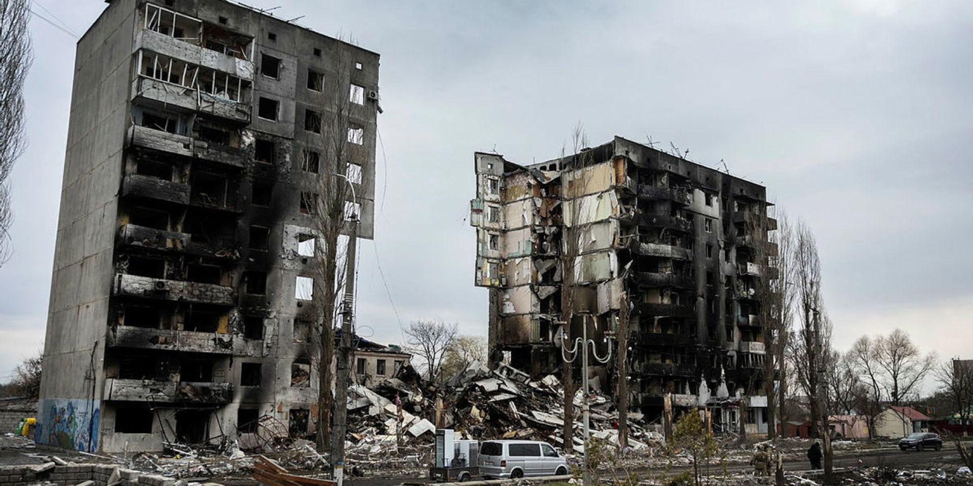 GP har varit på plats i Ukraina flera gånger sedan krigets utbrott. På bilden kan man se ett utbombat hus längs huvudgatan i Borodyanka. 