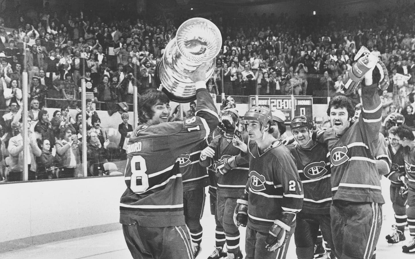 Plats 3: 1976-77 Montreal Canadiens. Kapten Serge Savard och hans mannar stod för en otrolig säsong där man endast förlorade tio matcher, med slutspelet inräknat. Lägg där till målvakten Ken Drydens 14 hållna nollor och du har en av NHL:s absolut bästa lagprestationer genom tiderna. Bild: TT