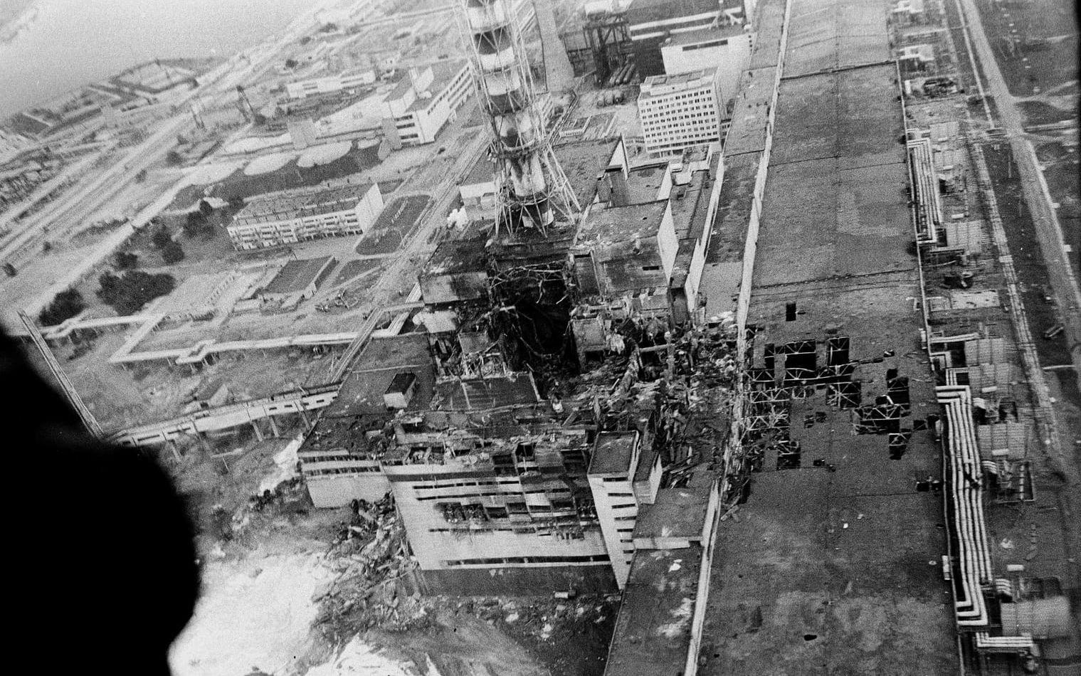 Fotografi av olycksplatsen från maj 1986. Klicka vidare för fler bilder från insatsen.