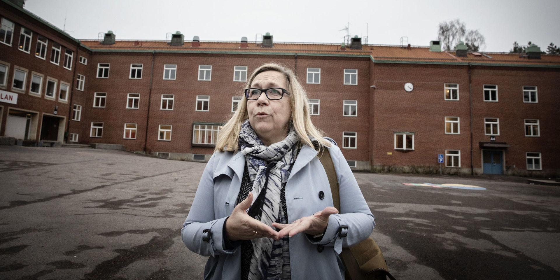 Göteborgs stad har sedan tidigare beredskap inför en nedläggning, menar skolkommunalråd Helene Odenjung (L). 