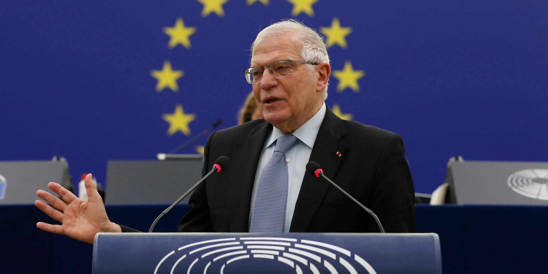 EU-länderna borde själva ha svarat Ryssland i stället för att göra det via EU:s utrikeschef, Josep Borrell, tycker insändarskribenterna.