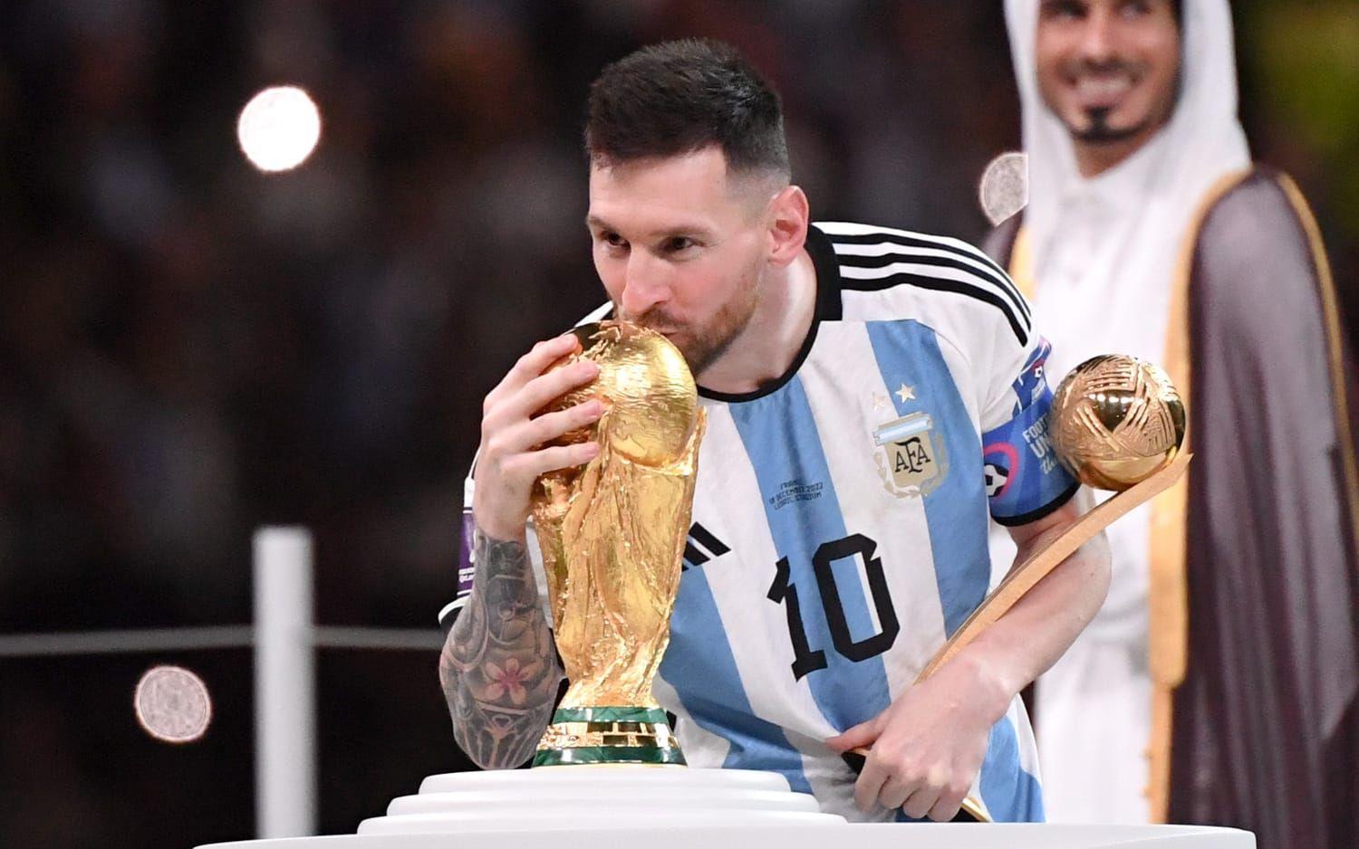 Lionel Messi-hysterin är total i Argentinas huvudstad Buenos Aires.