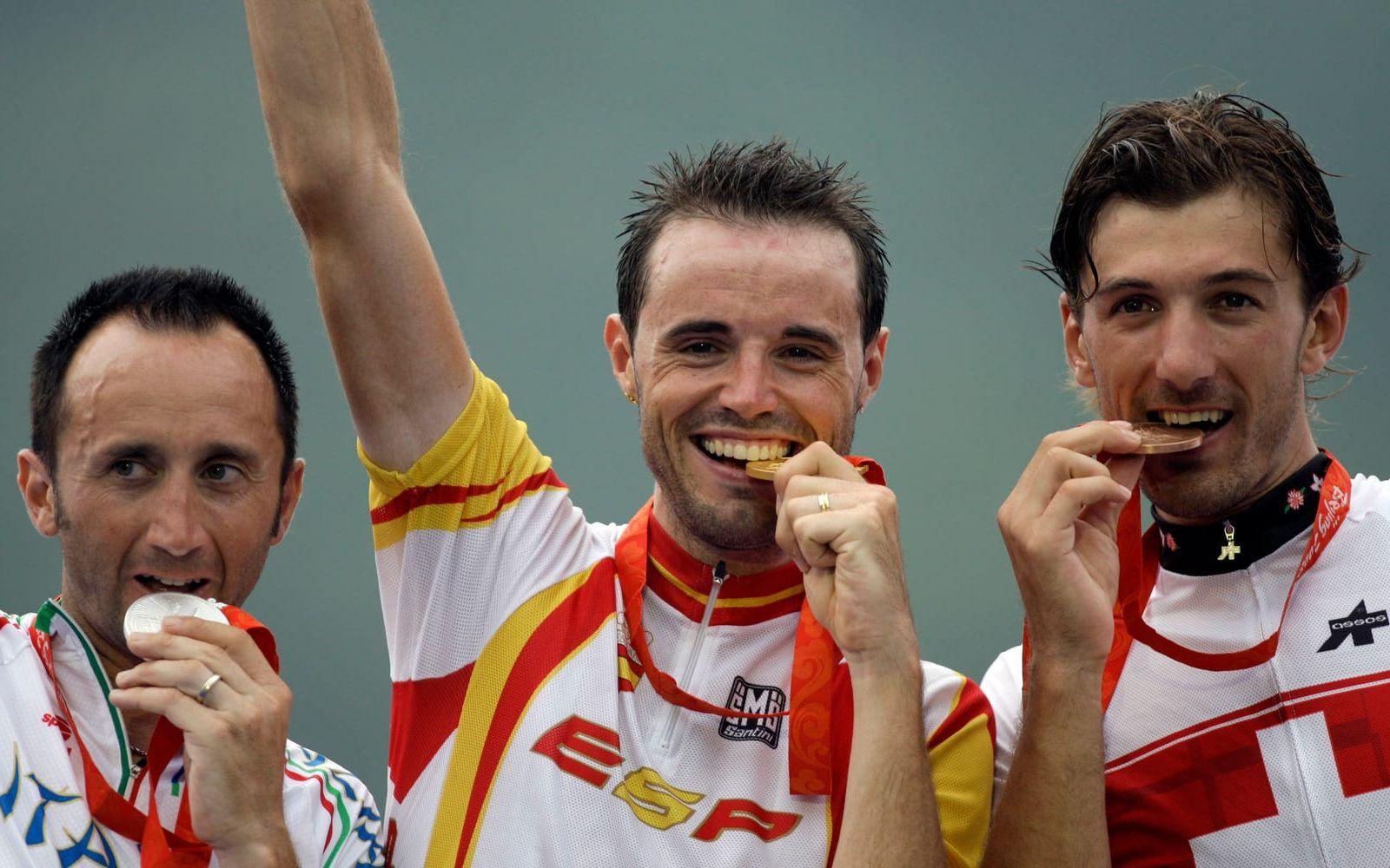 2008 slutade Rebellin (till vänster) tvåa på OS men han fråntogs medaljen efter att ha lämnat ett positivt dopningstest. 