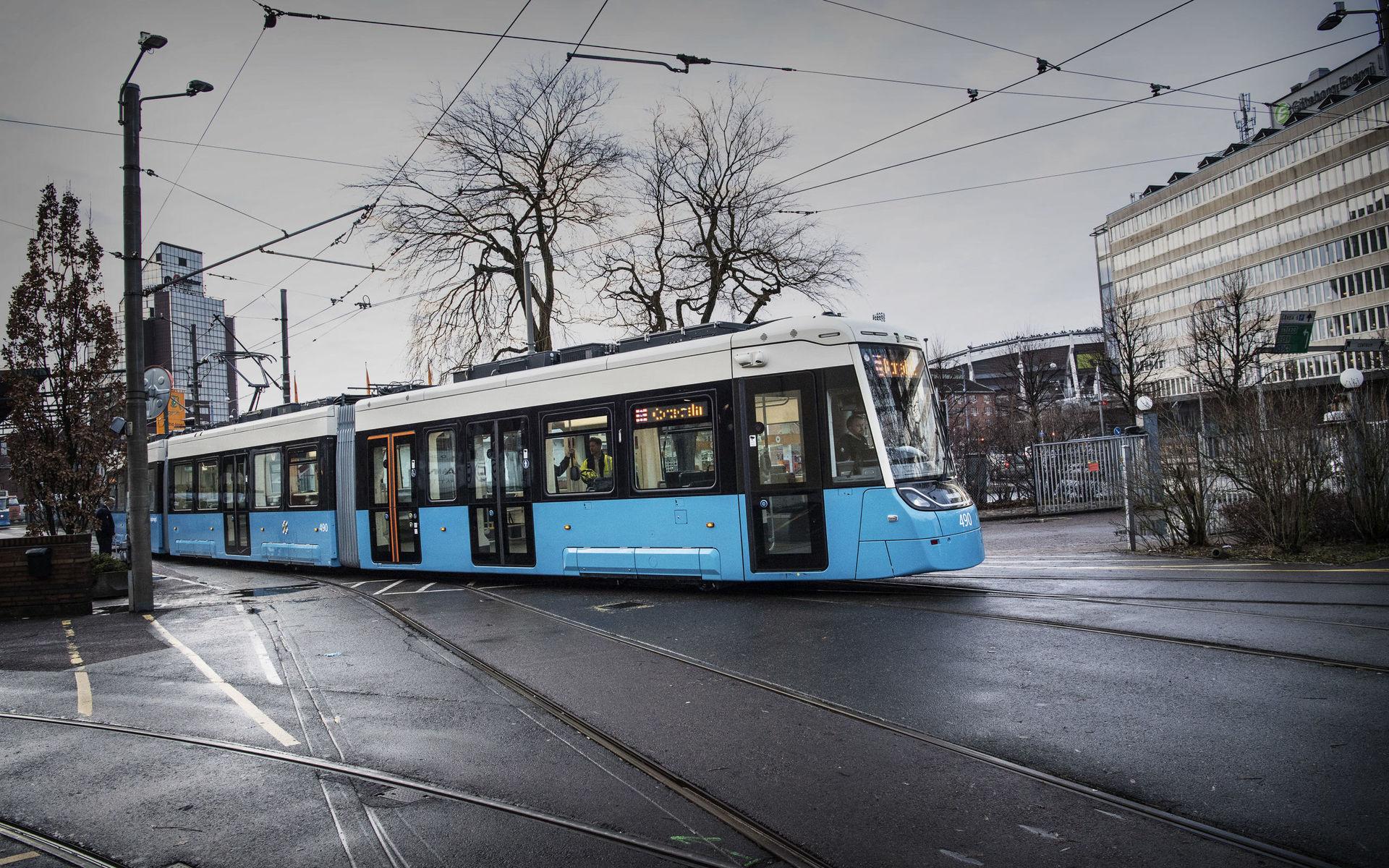 Under fredagen genomförde Göteborgs spårvägar en premiärtur med den nya spårvagnsmodellen M33 som är tänkt att ersätta de äldsta spårvagnarna som i dag trafikerar Göteborg.