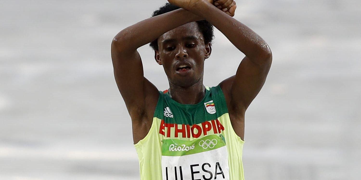 Feyisa Lilesa protesterade mot hemlandets regering när han tog OS-silver.