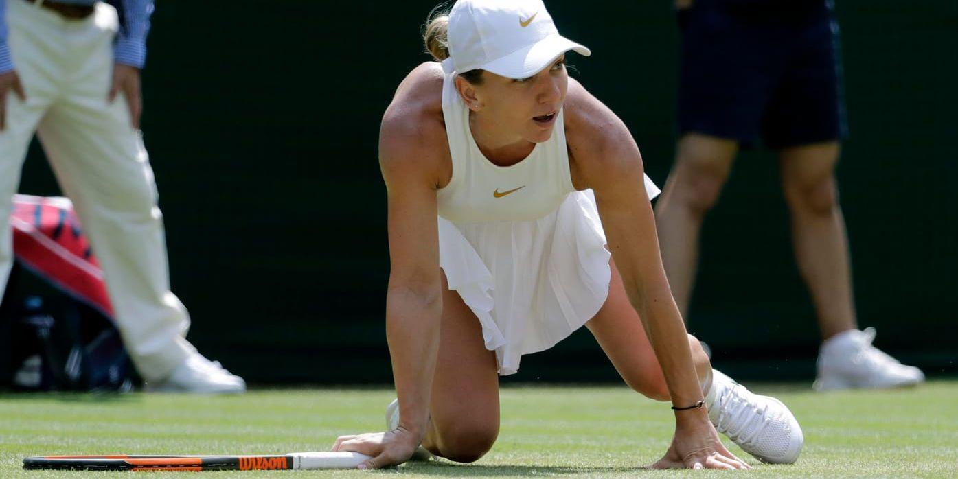 Toppseedade Simona Halep föll i den tredje omgången i Wimbledon.