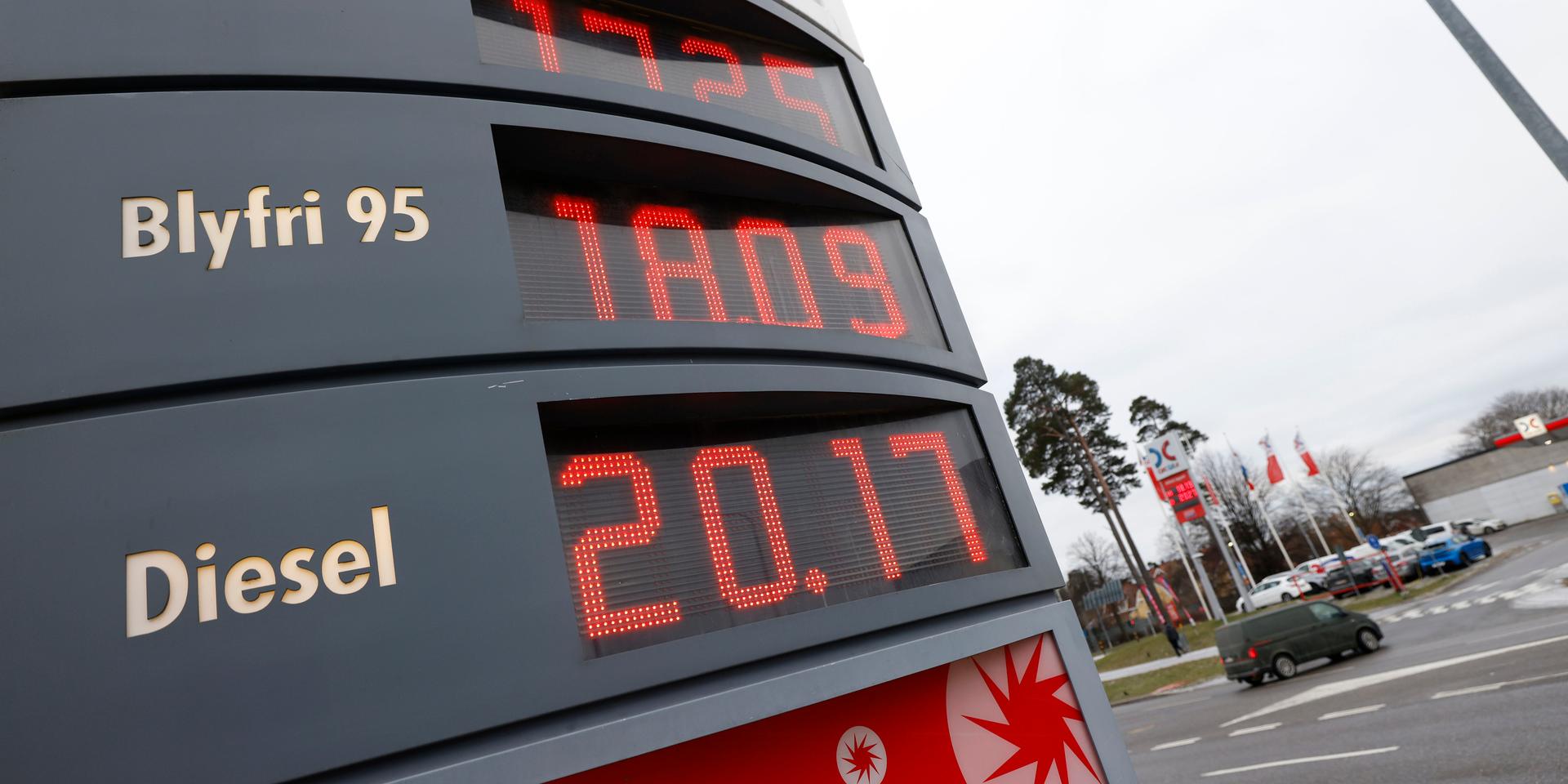 Dyrare bränslepriser är ett direkt hot mot flera företag, menar insändarskribenten.