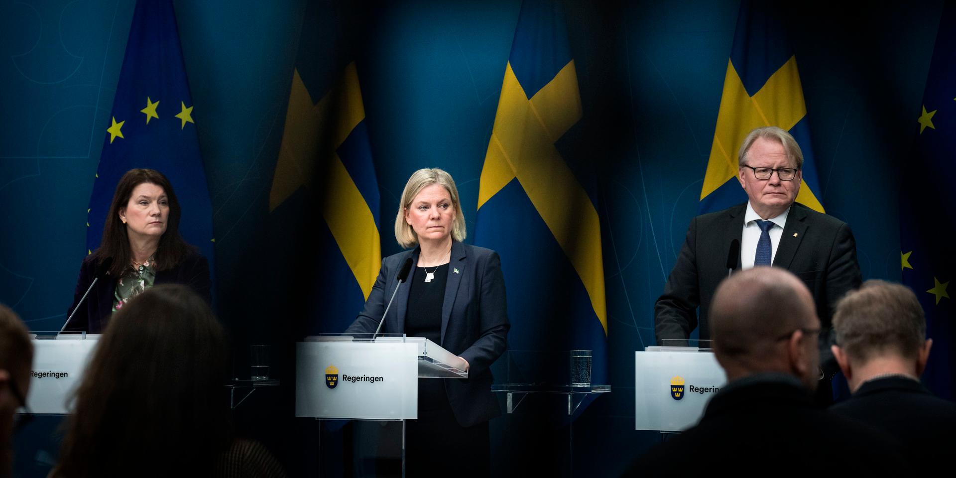 Presskonferens på Regeringskansliet med statsminister Magdalena Andersson, försvarsminister Peter Hultqvist och utrikesminister Ann Linde.