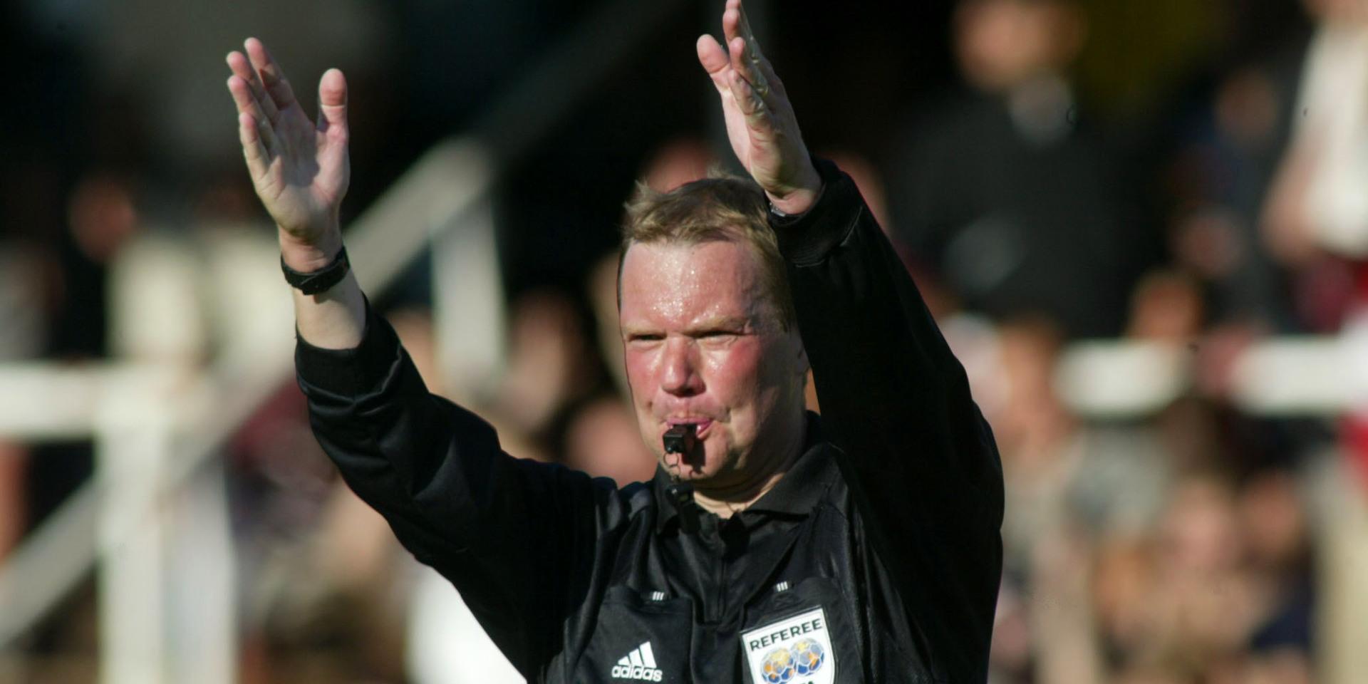 Karl-Erik Nilsson har själv dömt fotboll i över 20 år.