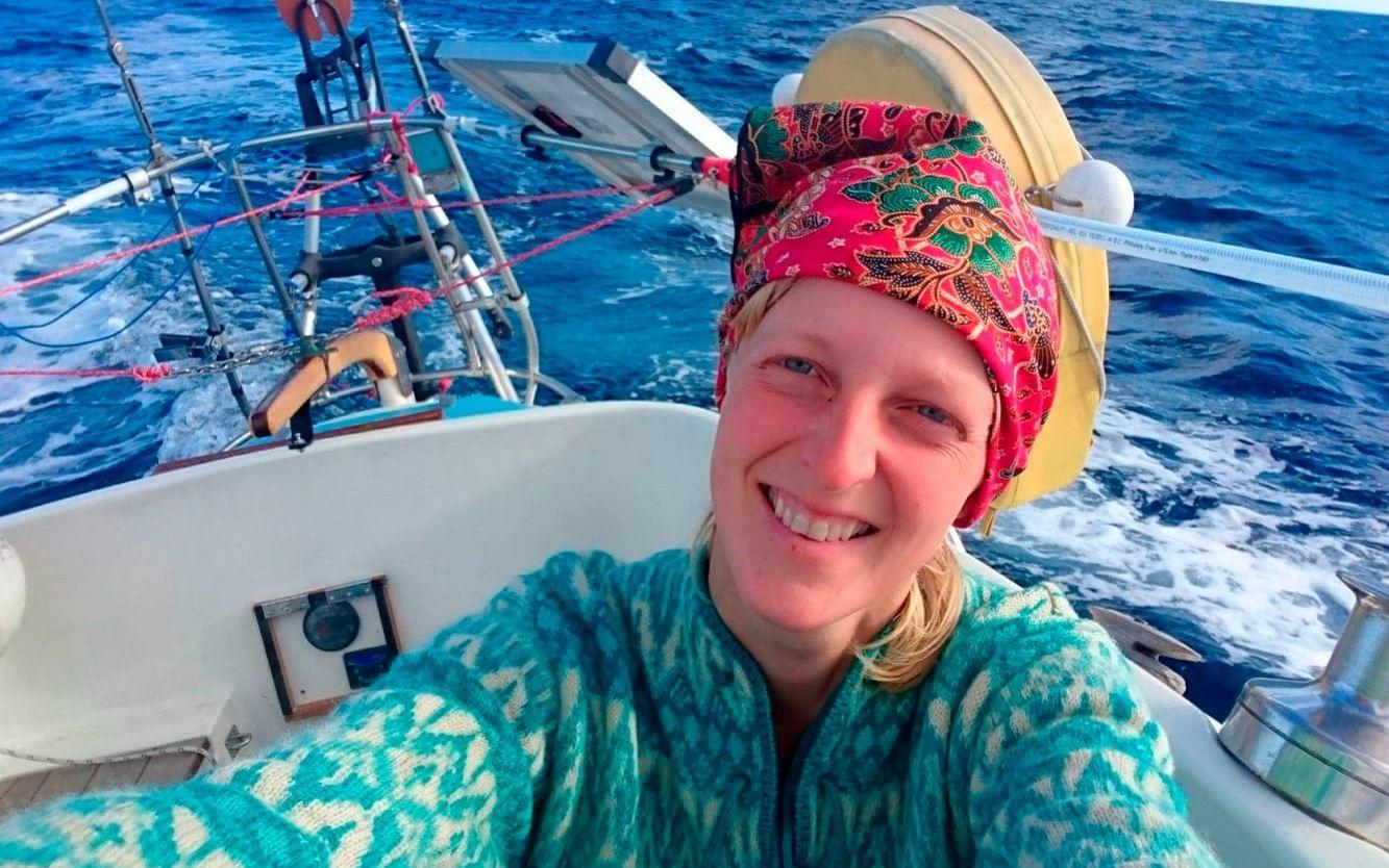 I slutet av veckan kastar Emma Ringqvist loss från Kanarieöarna och styr ensam seglen mot Brasilien.