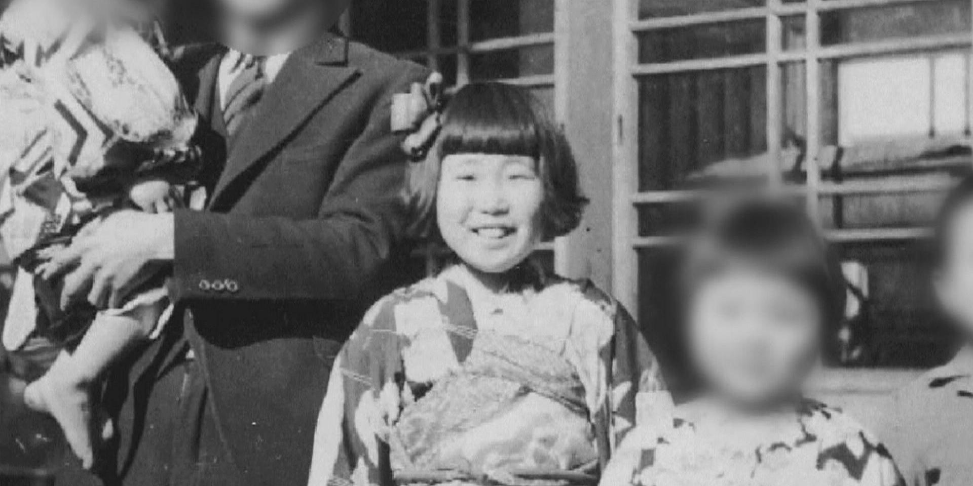 Keiko Ogura tillsammans med sin familj 1946, året efter atombomben som förändrade tillvaron för gott.