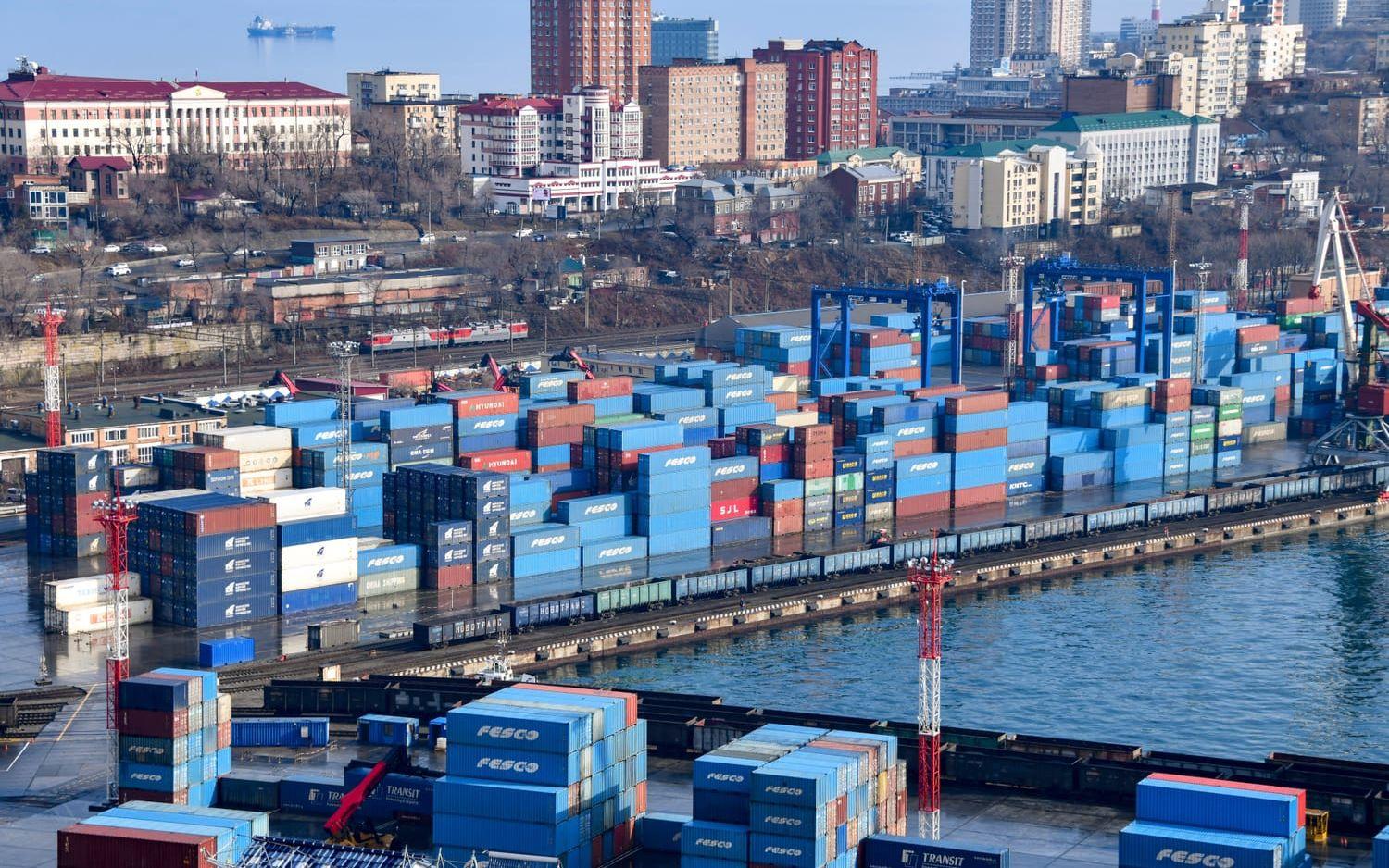 Hamnen i Vladivostok i östligaste Ryssland. Arkivfoto.