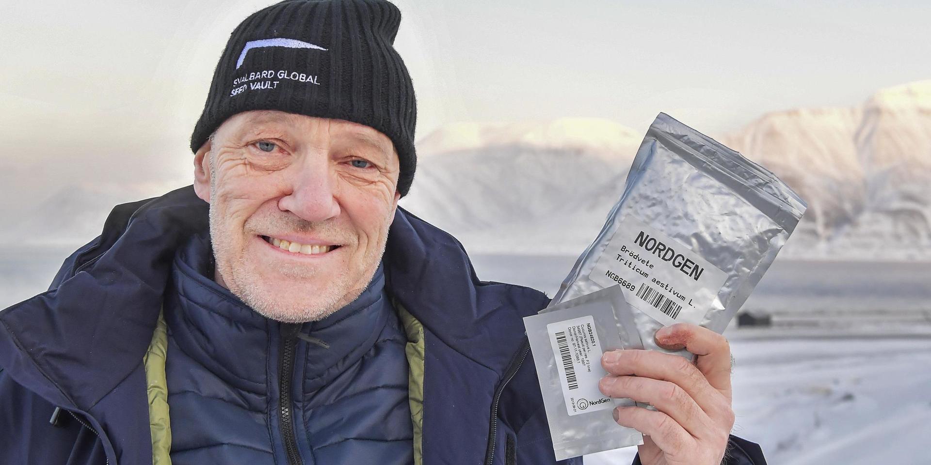 Åsmund Asdal är koordinator för det globala frövalvet på Svalbard.