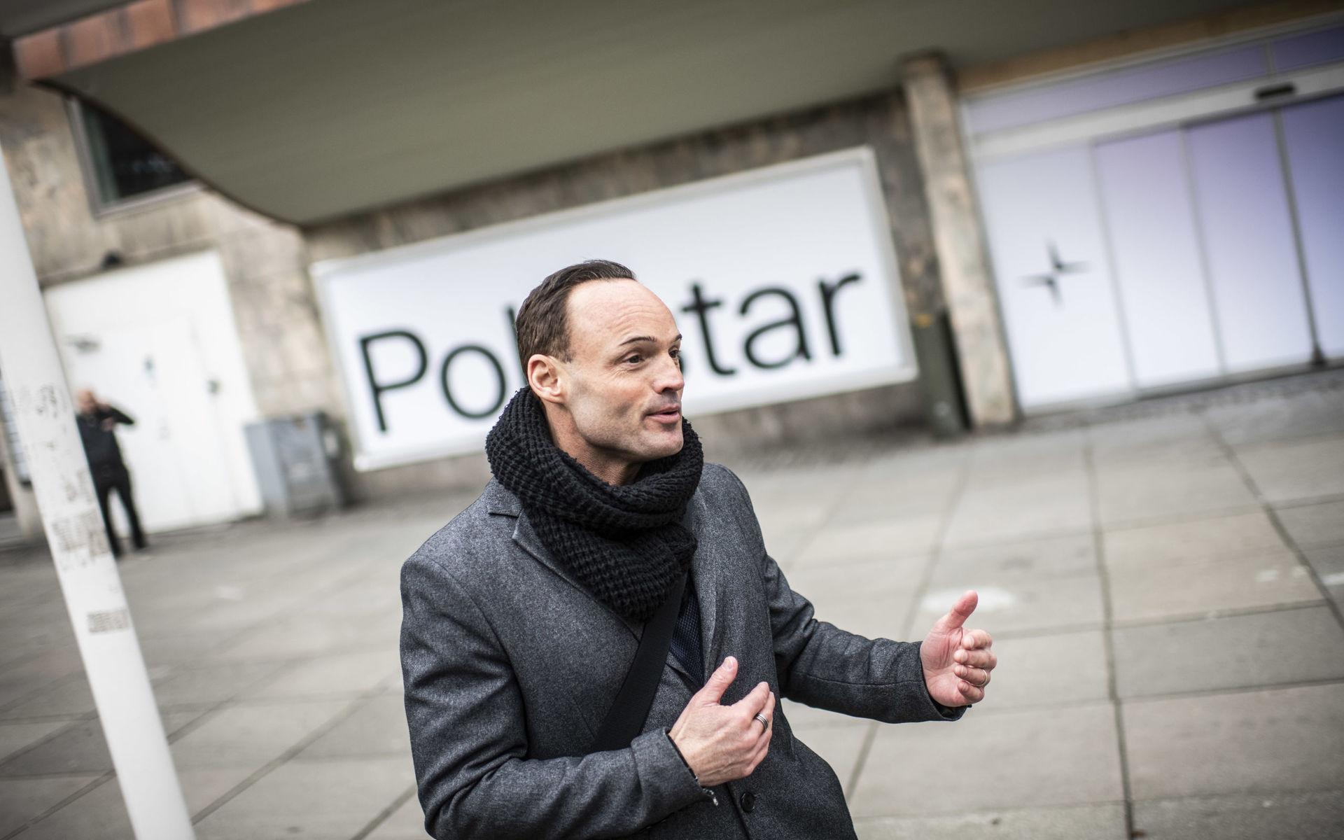 Sverigechefen på Polestar, Martin Ölund, förklarar att den nya butiken mitt på Avenyn öppnar &quot;någon gång&quot; under sommaren.