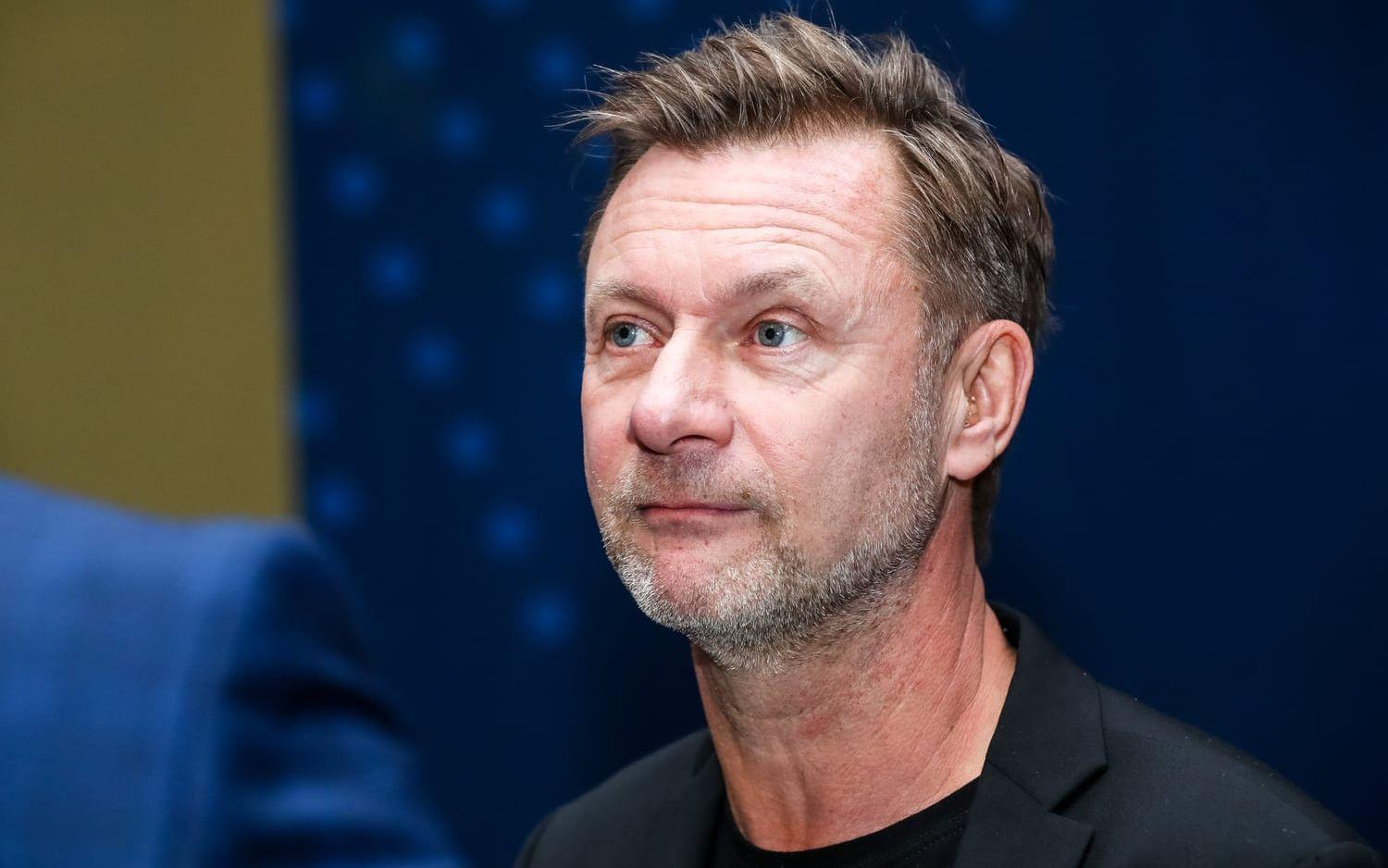 Förbundskaptenen för damlandslaget Peter Gerhardsson.