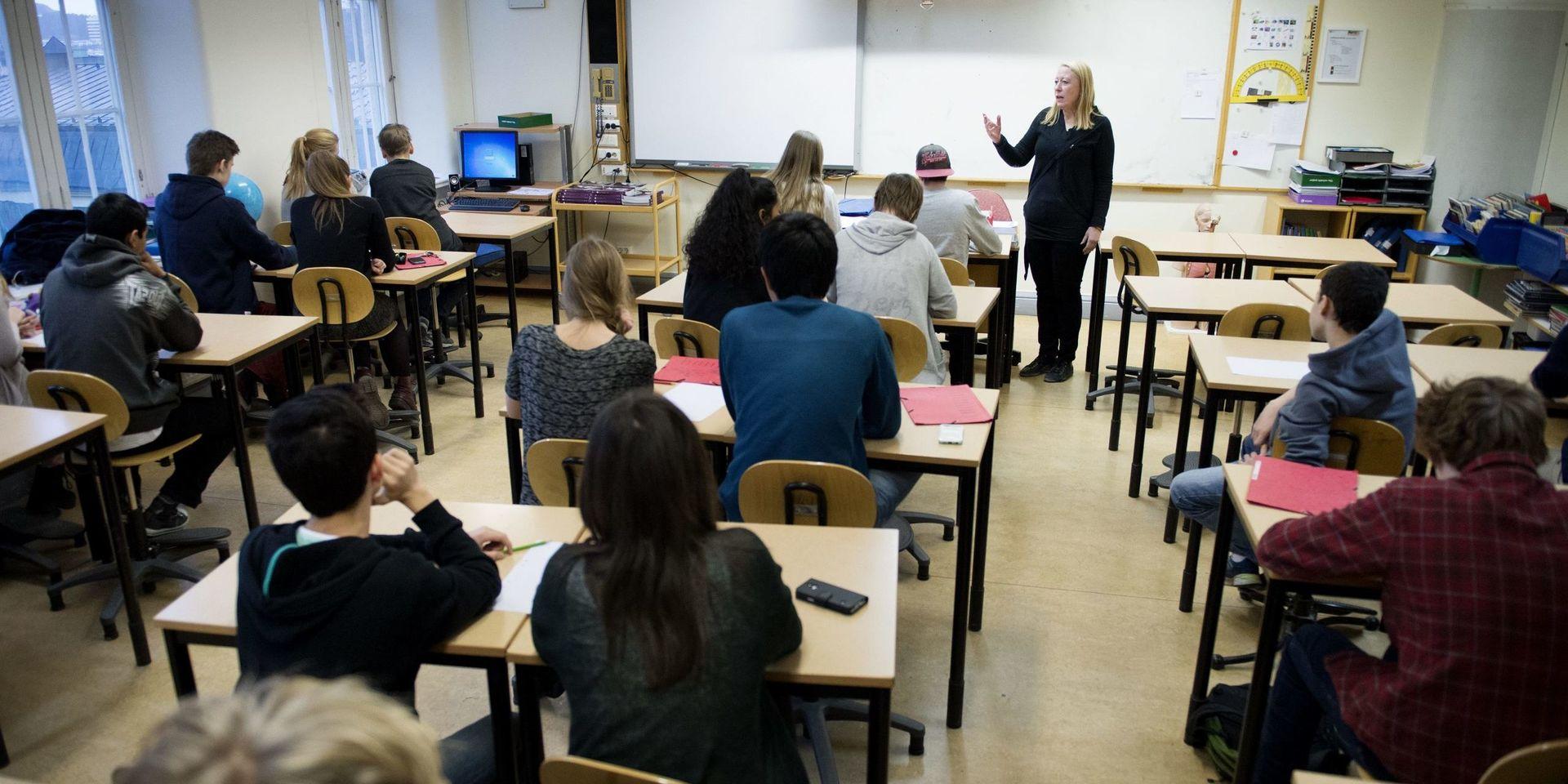 Det finns stora kunskapsklyftor mellan elever födda utomlands med utländsk bakgrund och elever födda i Sverige. Det visar den senaste Pisa-undersökningen som presenterades under tisdagen. Arkivbild. 