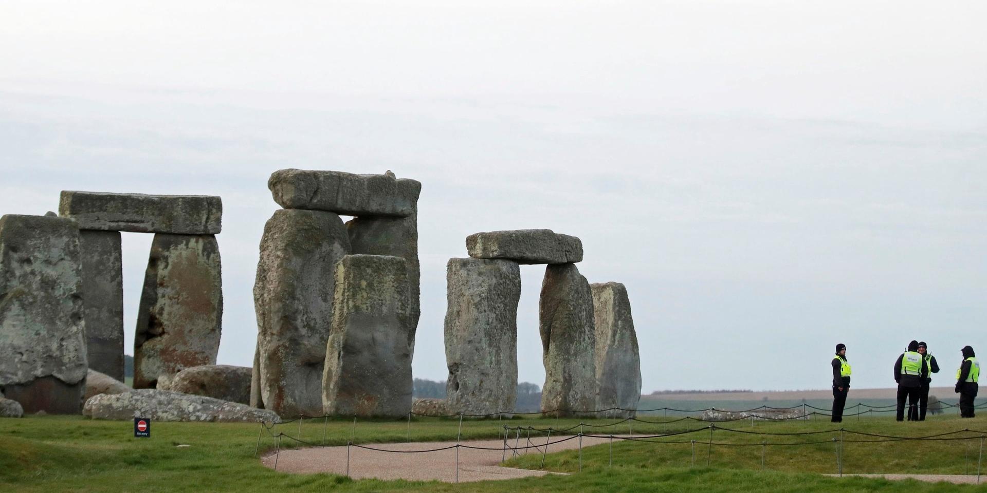 Stonehenge, stenformationen vars ursprung gäckat historiker genom tiderna, kan nu förlora sin status som världsarv.