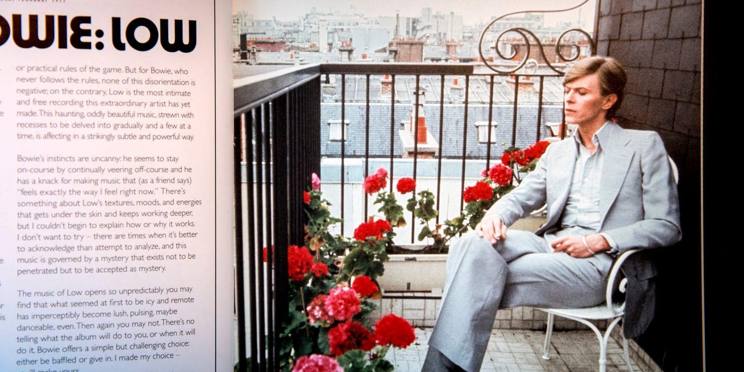Inte färdigberättat. Till den nya Bowieboxen A New Career in a New Town , 11 cdskivor alternativt 13 vinylalbum finns också en fullmatad bok med producenten Tony Viscontis nyskrivna kommentarer kring inspelningarna från åren 1977-82. "En uppenbarelse", skriver Magnus Haglund.