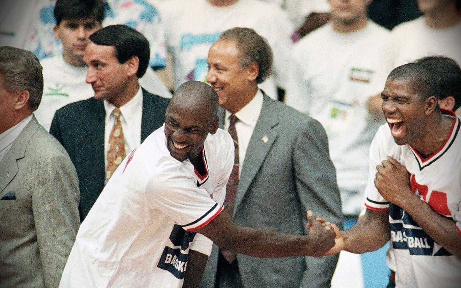 USA ställde upp med ett fantastiskt stjärnlag i OS i Barcelona 1992 – Michael Jordan och Earvin "Magic" Johnson var två av de absolut största profilerna. Foto: TT
