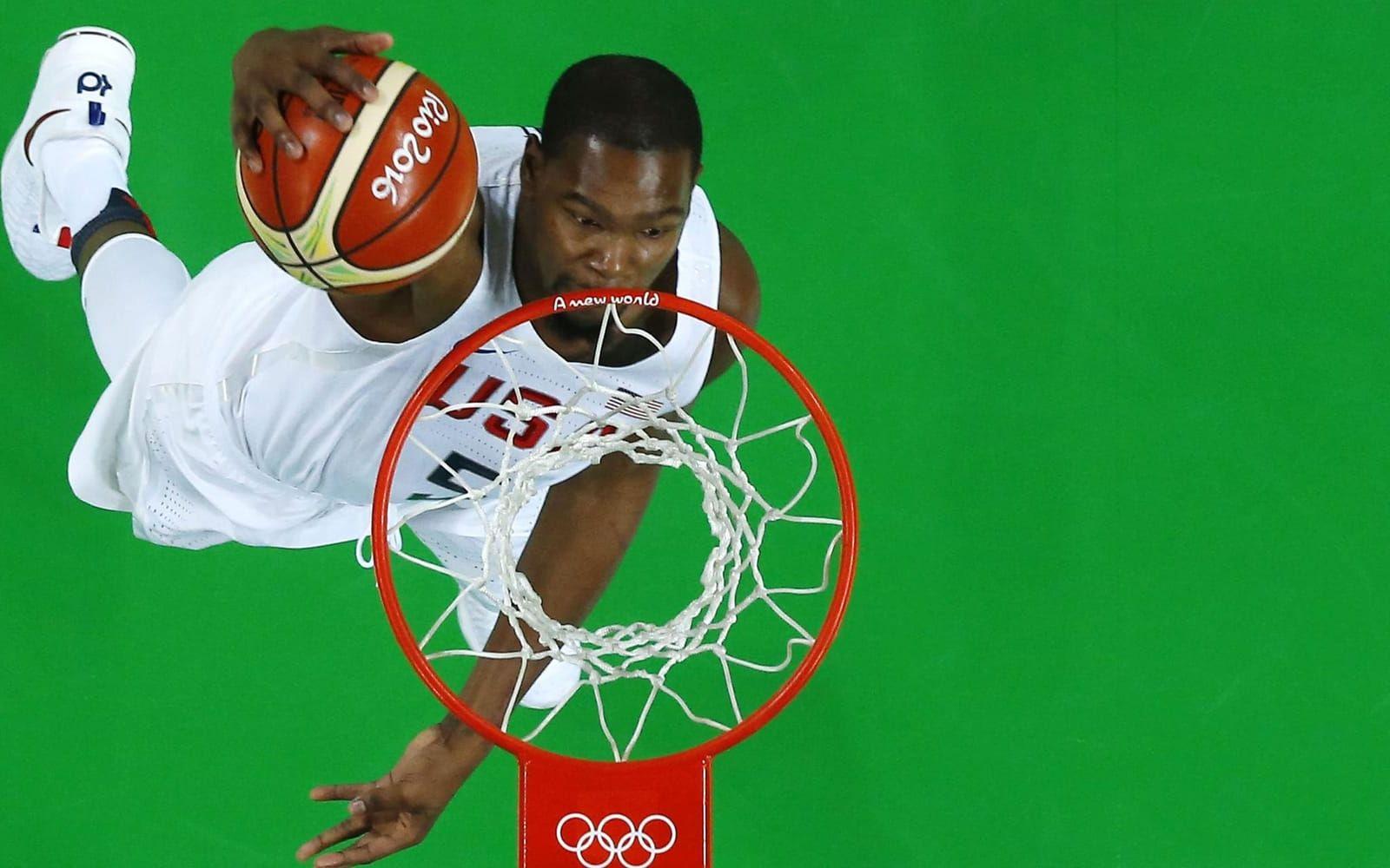 I Rio 2016 är Kevin Durant den stora stjärnan och leder ett "Dream Team" som får klara sig utan LeBron James och superskytten Stephen Curry. Foto: TT