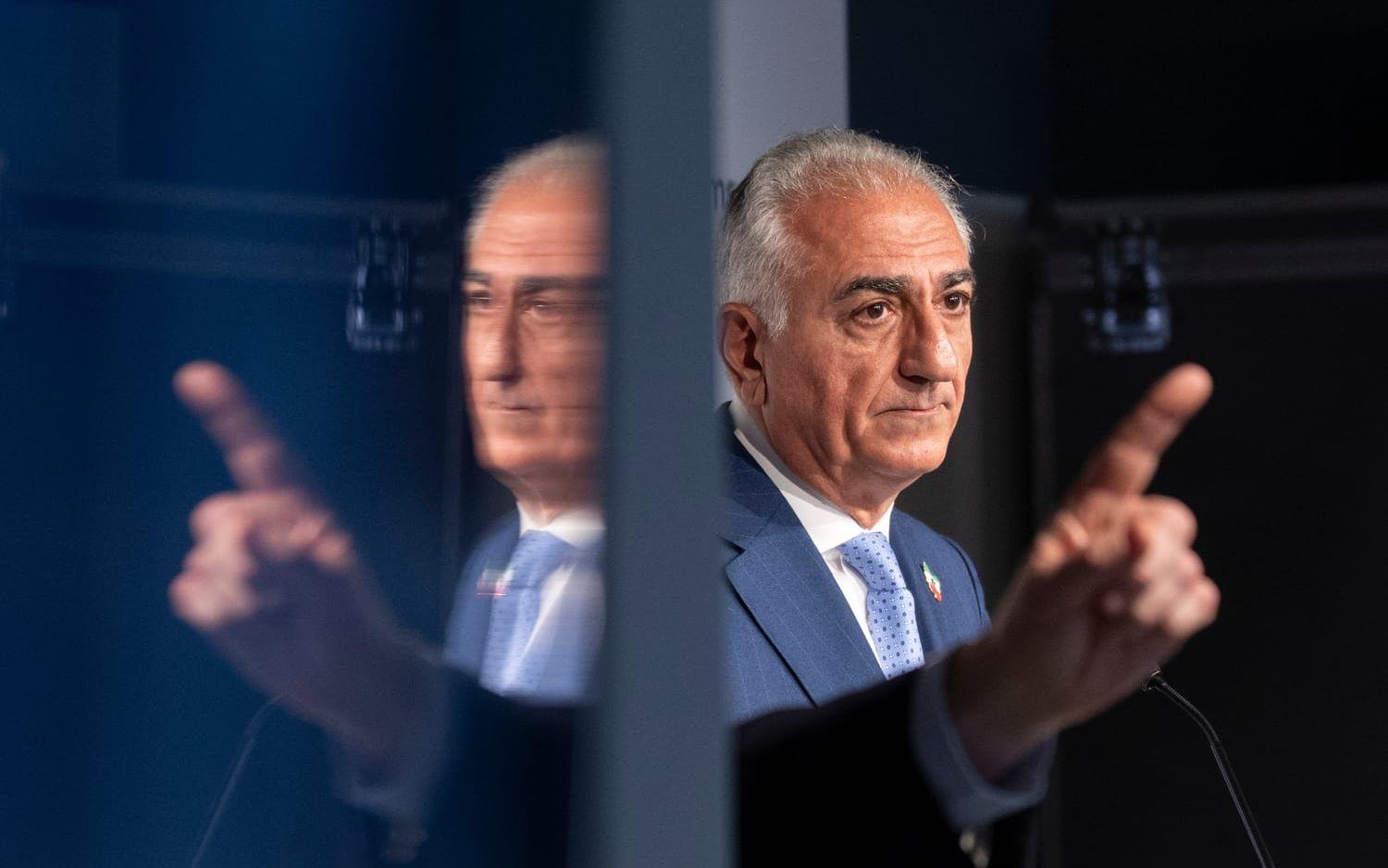 Reza Pahlavi tidigare i februari.