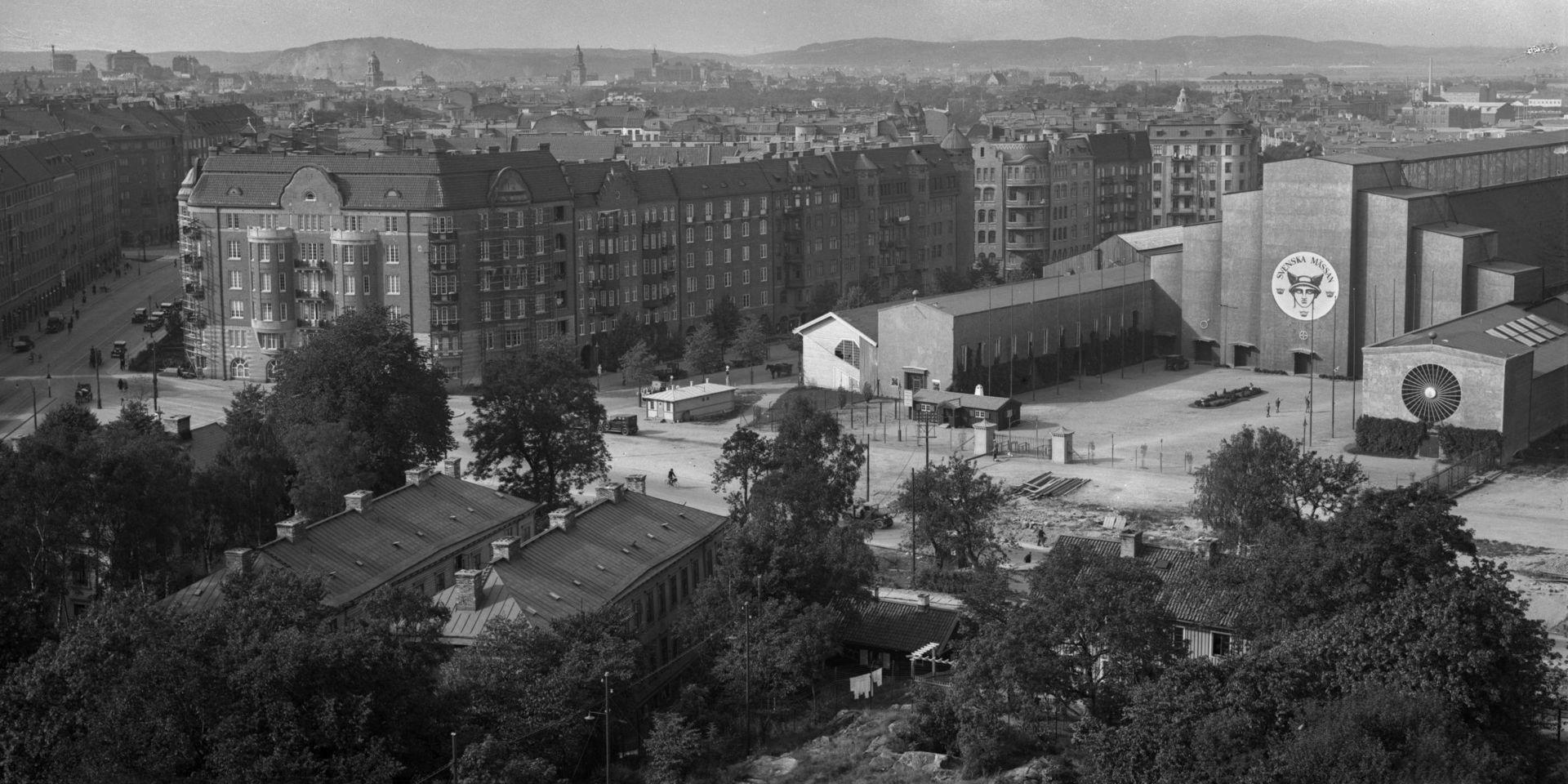 En bild från mitten på 1930-talet som tydligt visar Svenska Mässans läge vid Korsvägen.