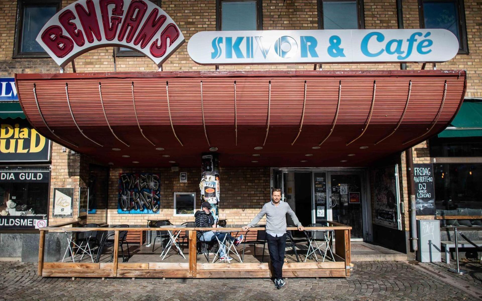 Efter drygt tio år har Bengans delägare Peter Sandberg tvingats stänga sin butik i city och har nu bara den stora affären vid Stigbergstorget kvar.