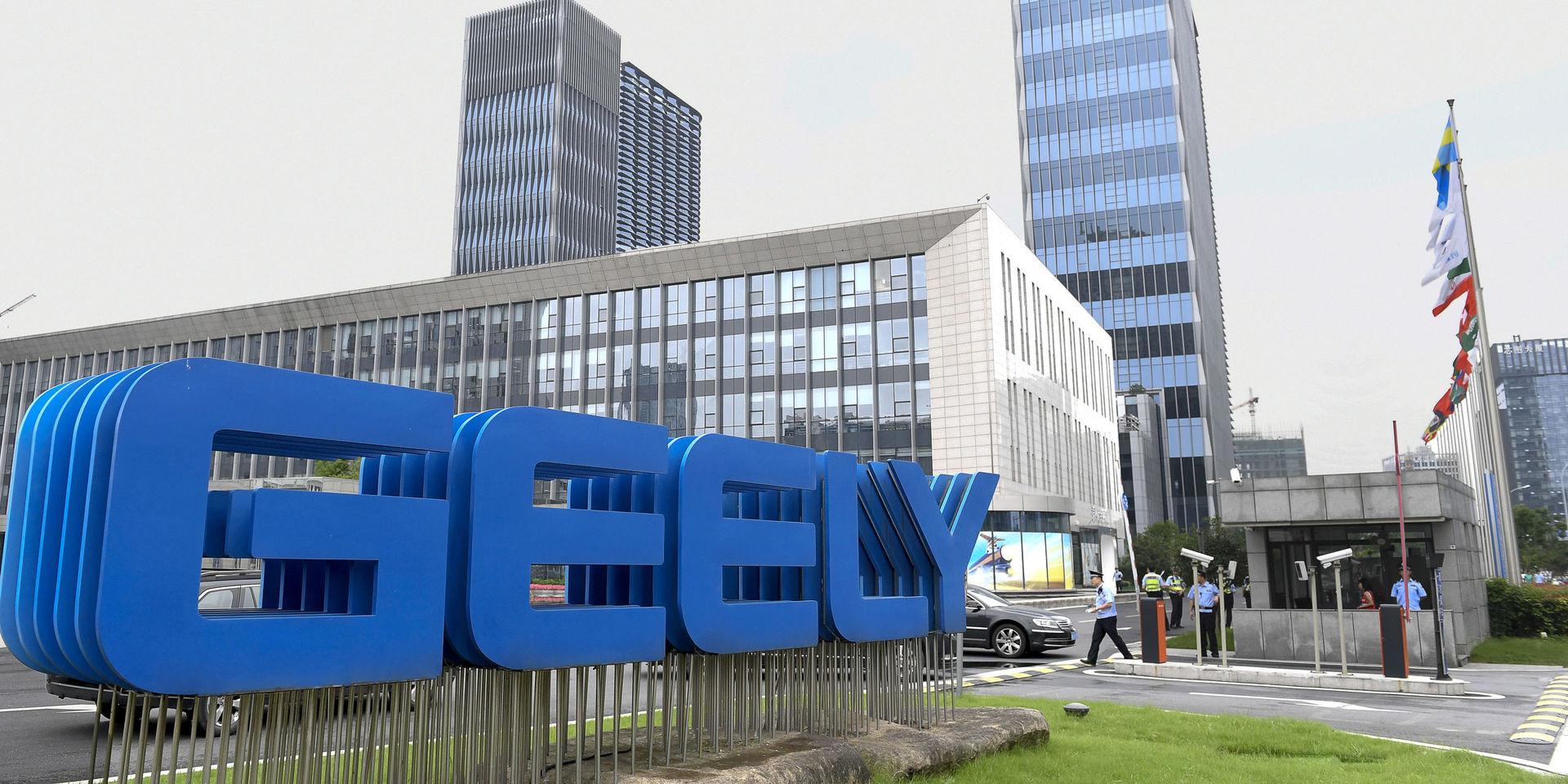 Geely äger Volvo Cars och är storägare i AB Volvo och tyska Daimler. Enligt uppgifter till Svenska Dagbladet så använder nu det kinesiska bolaget aktier i AB Volvo för att ta lån.