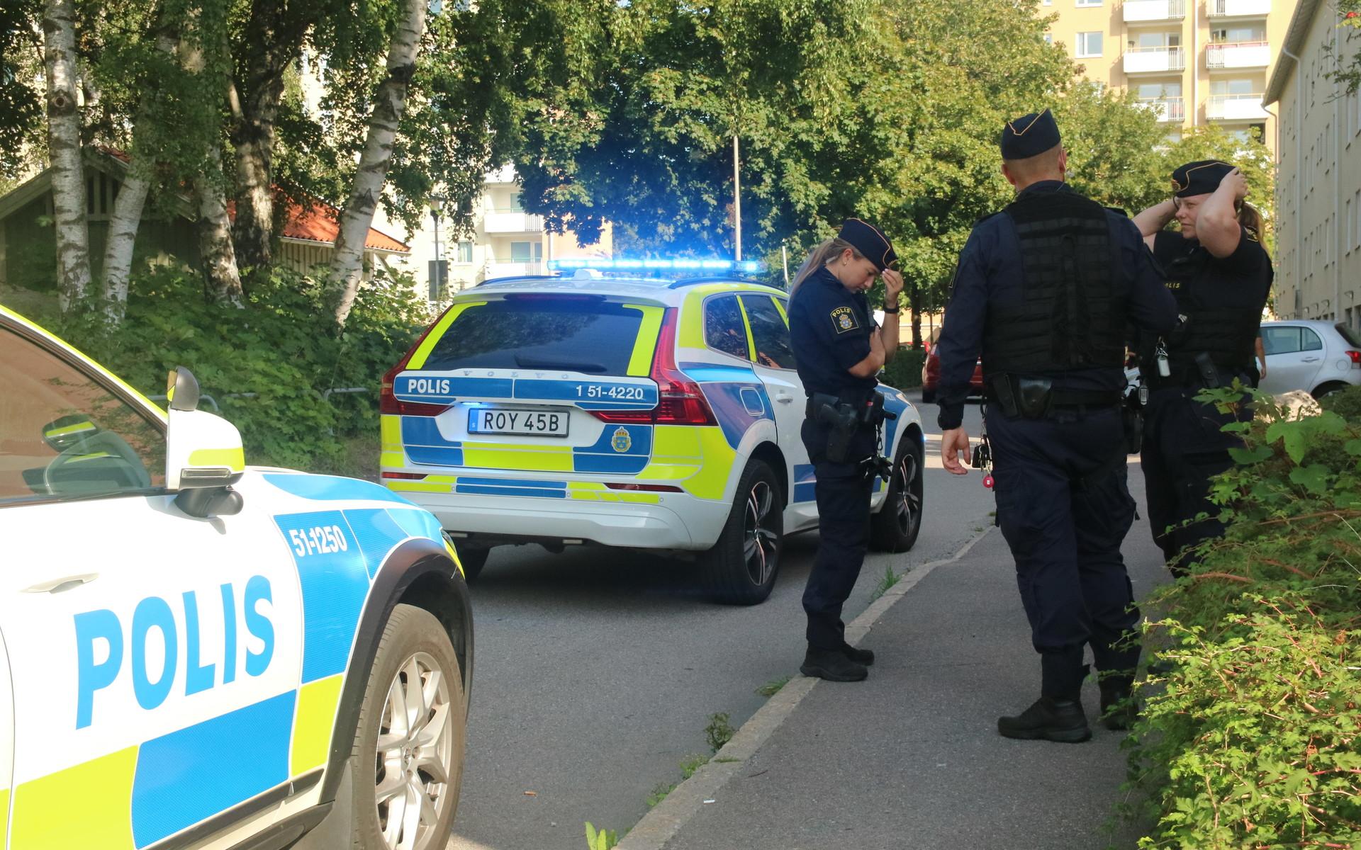 Stor polisinsats i Biskopsgården, på Hisingen.