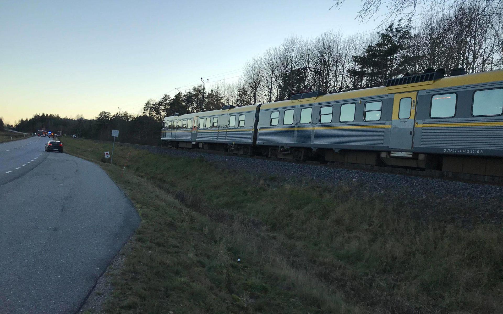 Enligt Västtrafik påverkas tågtrafiken mellan Tanum och Strömstad.