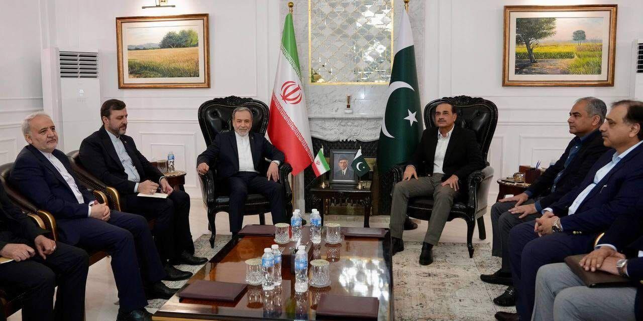 fredsförhandlingar mellan iran och usa, med medlarlandet pakistan.