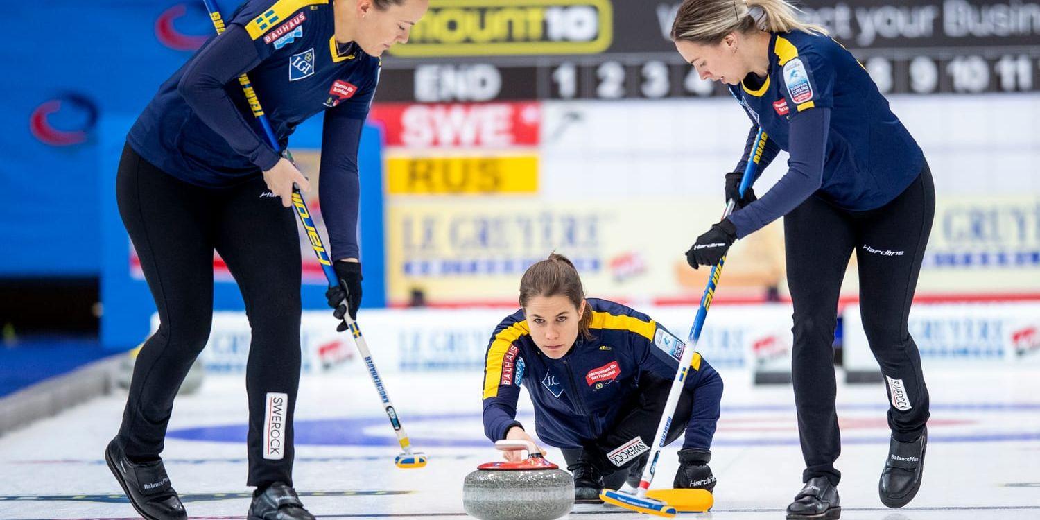 Sverige vann semifinalen i EM i curling över Ryssland.