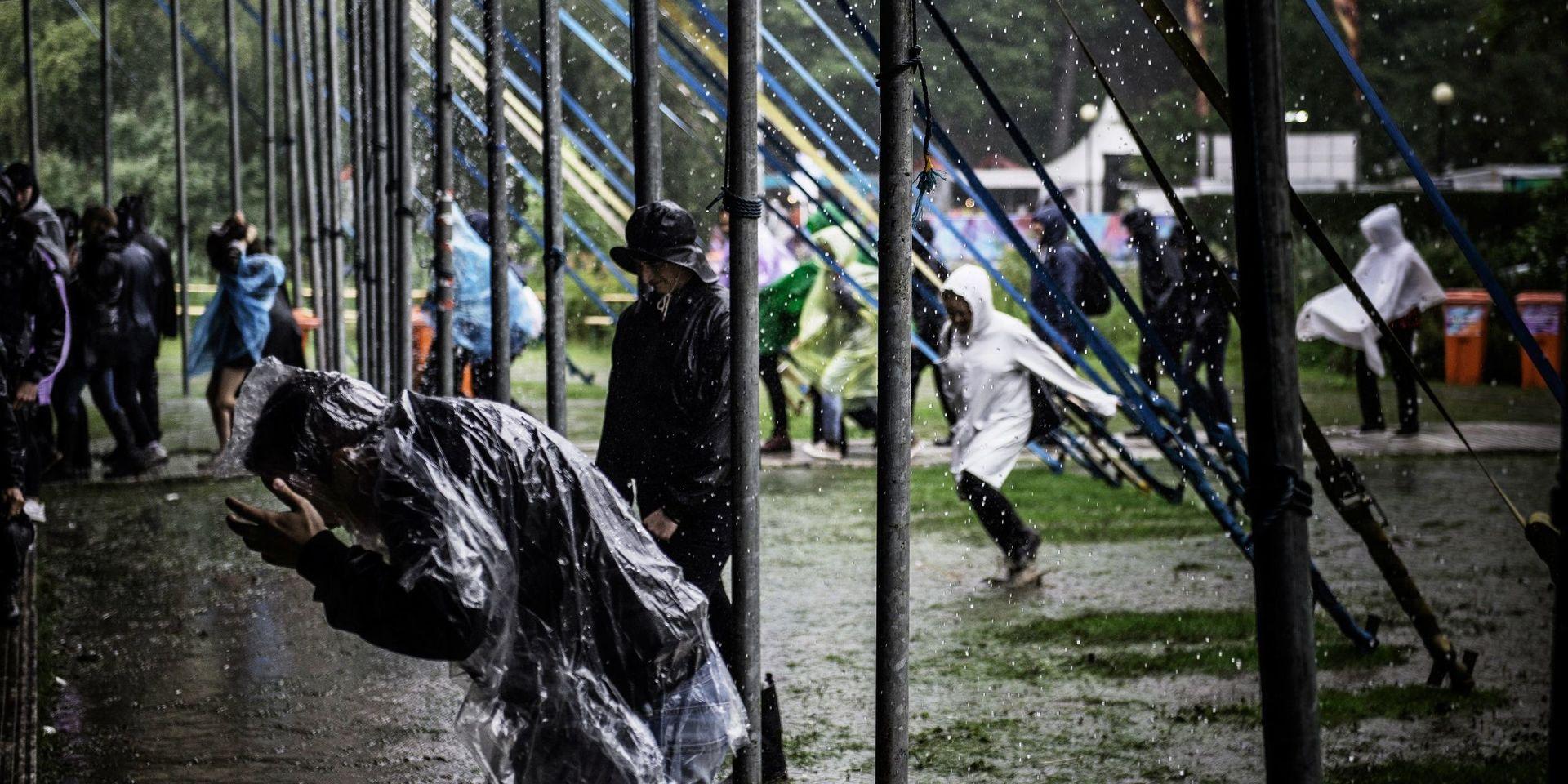 Artisterna som spelar i Linnétältet brukar vara vinnarna som får nya fans när publiken flyr undan regnet. ARKIVBILD.
