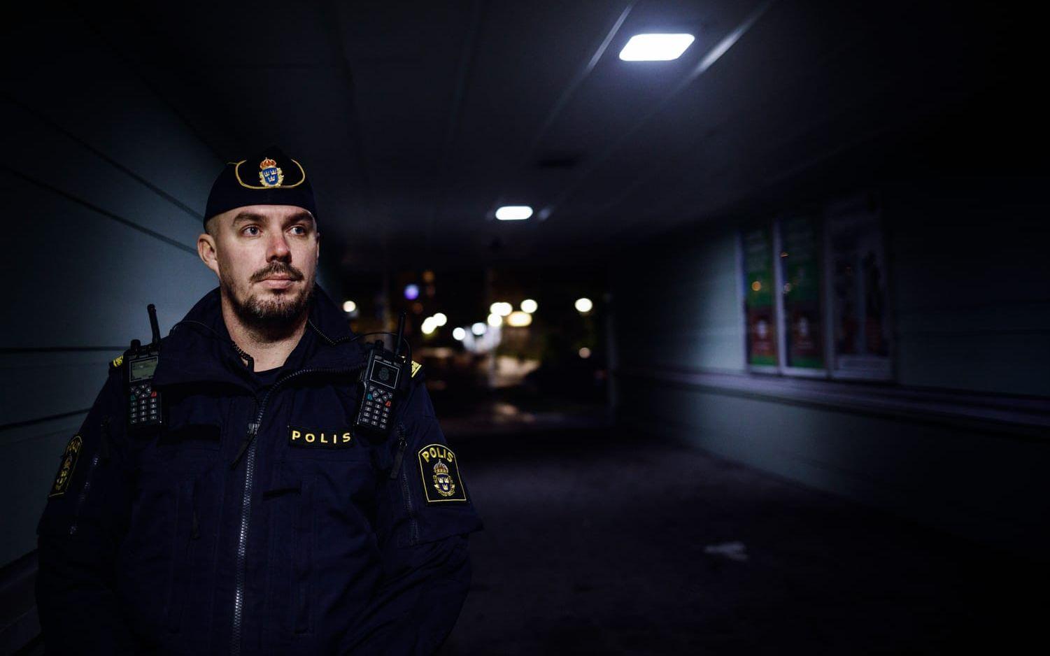 Mikael Folkesson arbetade som områdespolis i samma grupp som Andreas Danman på Hisingens polisstation.